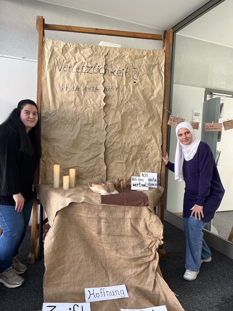 Fastenzeit an unserer Schule: „Sieben Wochen ohne Härte! Mit Gefühl!“